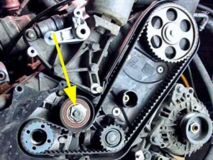 Timing Belt and Fuel Pump Replacement on VW Transporter 2.5 TDI (ACV